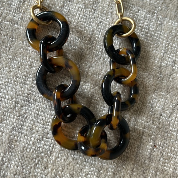 J Crew Tortoise Necklace - Picture 2 of 3